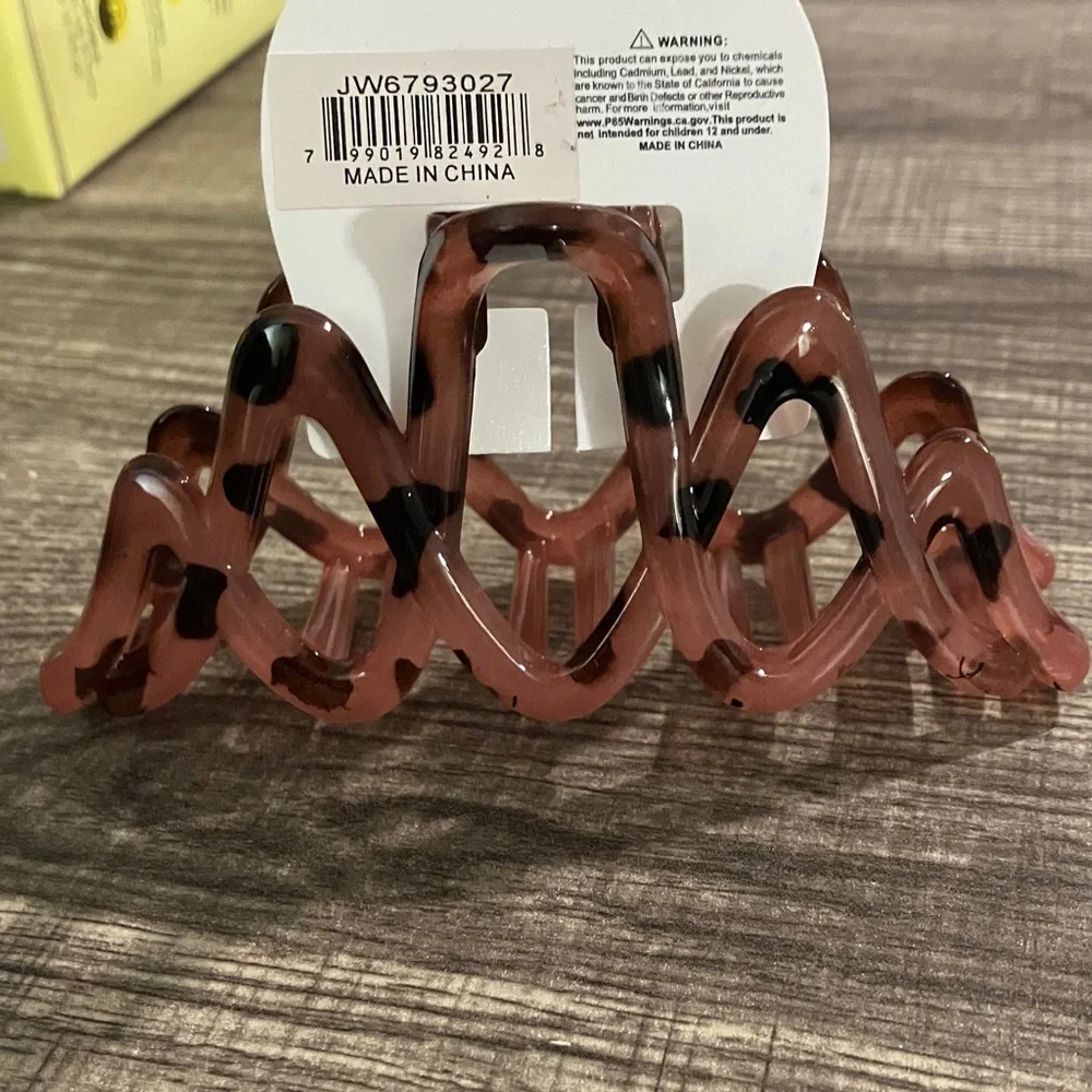Stylish Black and Mauve Hair Claw Clip